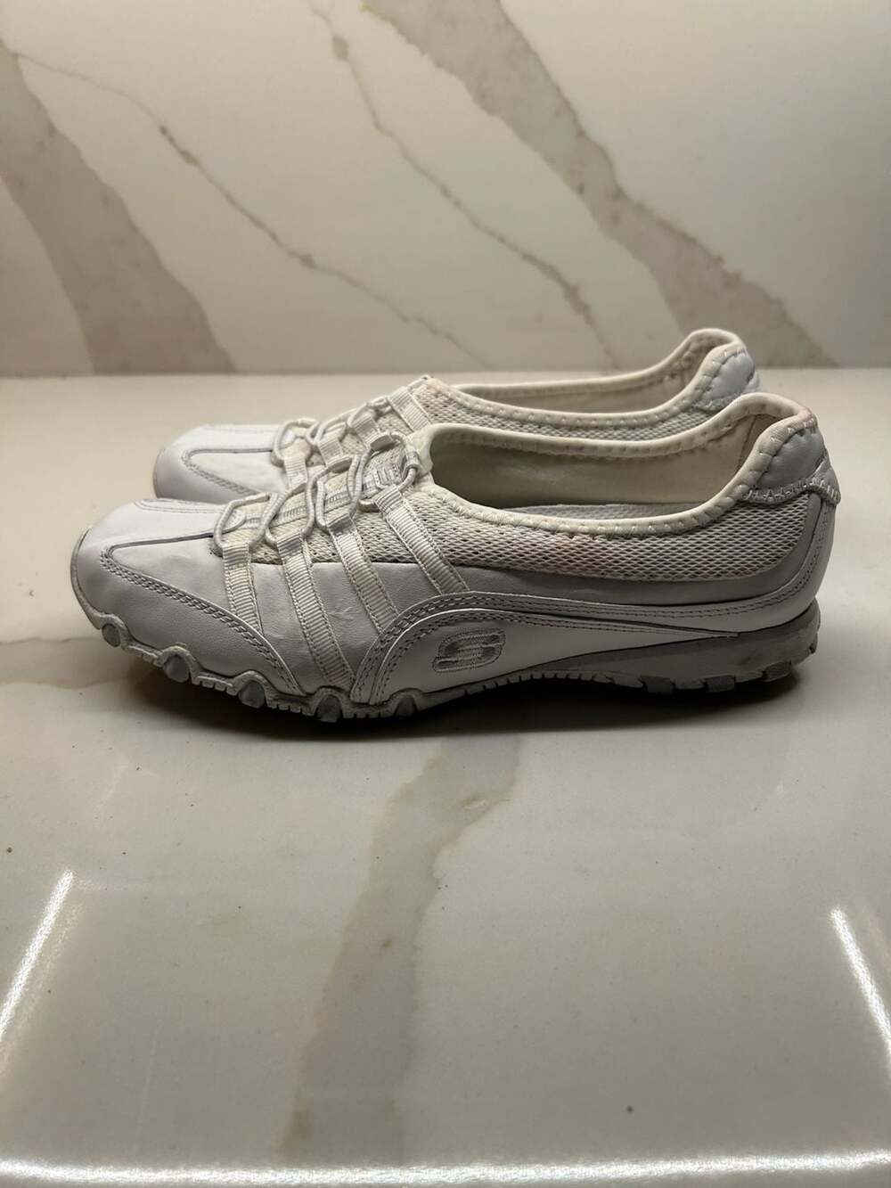 Skechers (Size: 7)